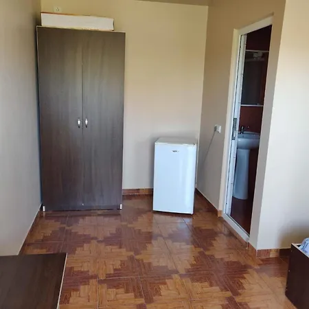 Razvan Gæstehus Costinesti