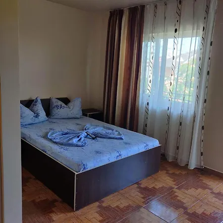 Razvan Gæstehus Costinesti