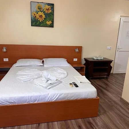 Razvan Gæstehus Costinesti