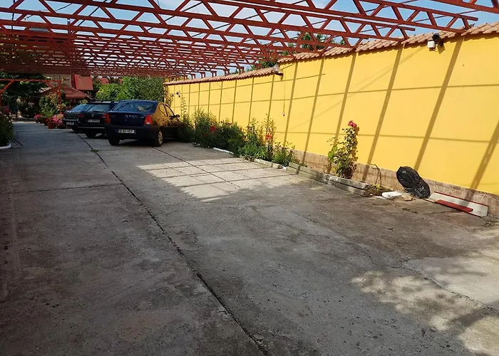 Razvan 3* Costinești