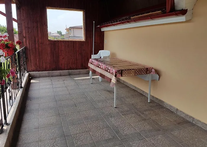 Πανσιόν Razvan Costinești