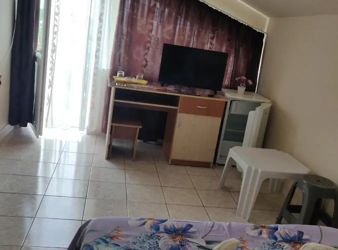 Razvan Πανσιόν