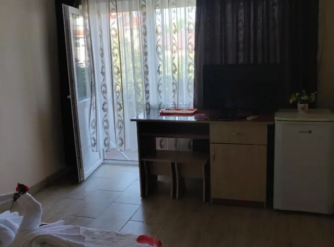 Razvan Πανσιόν