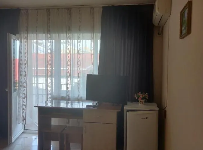 Razvan Πανσιόν